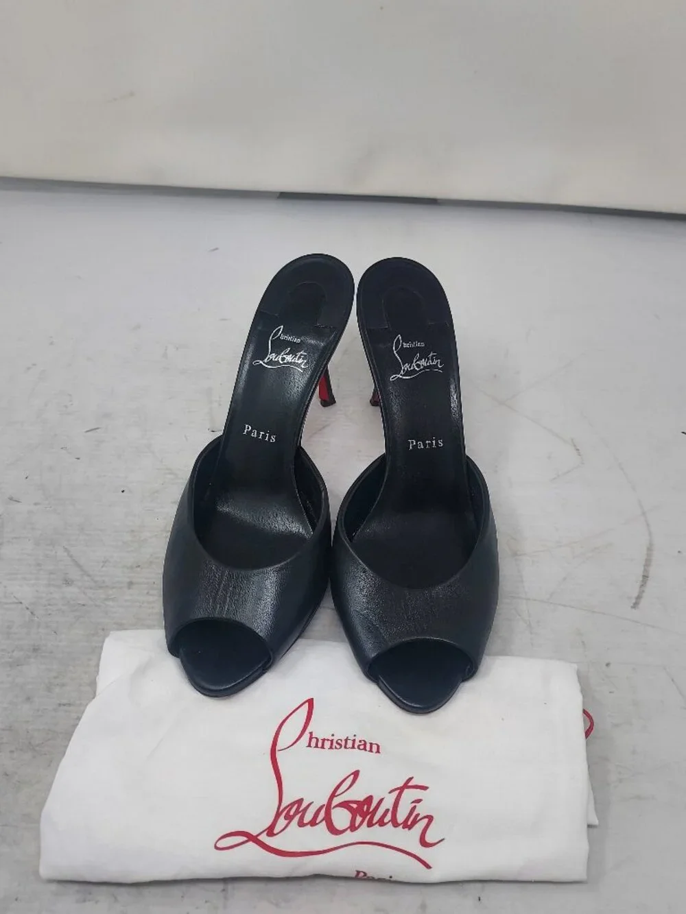 CHRISTIAN LOUBOUTIN Me Dolly Leather Black Mule Sandal